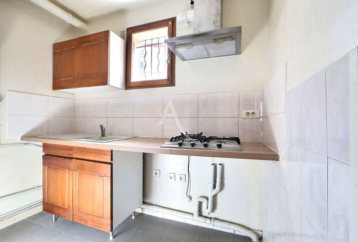 Appartement à AUBERVILLIERS