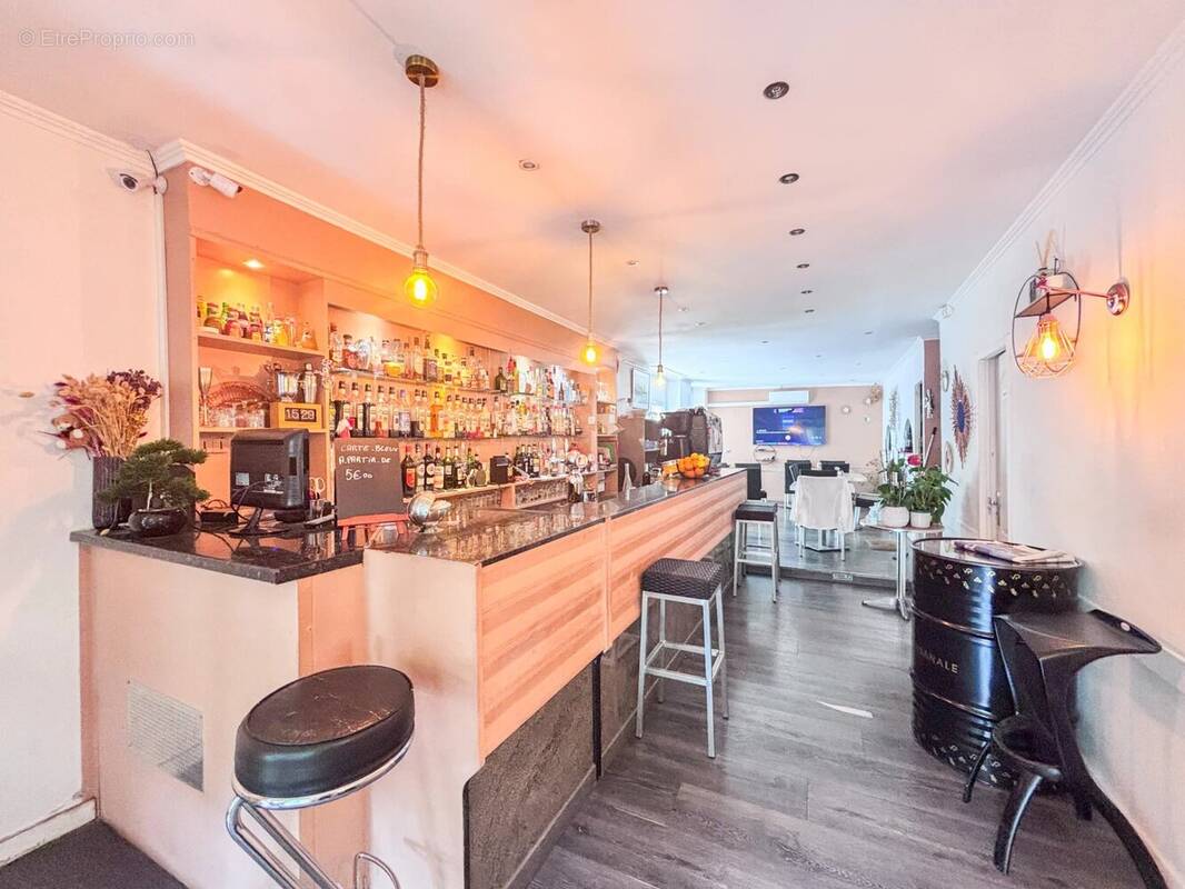 Commerce à MARSEILLE-6E