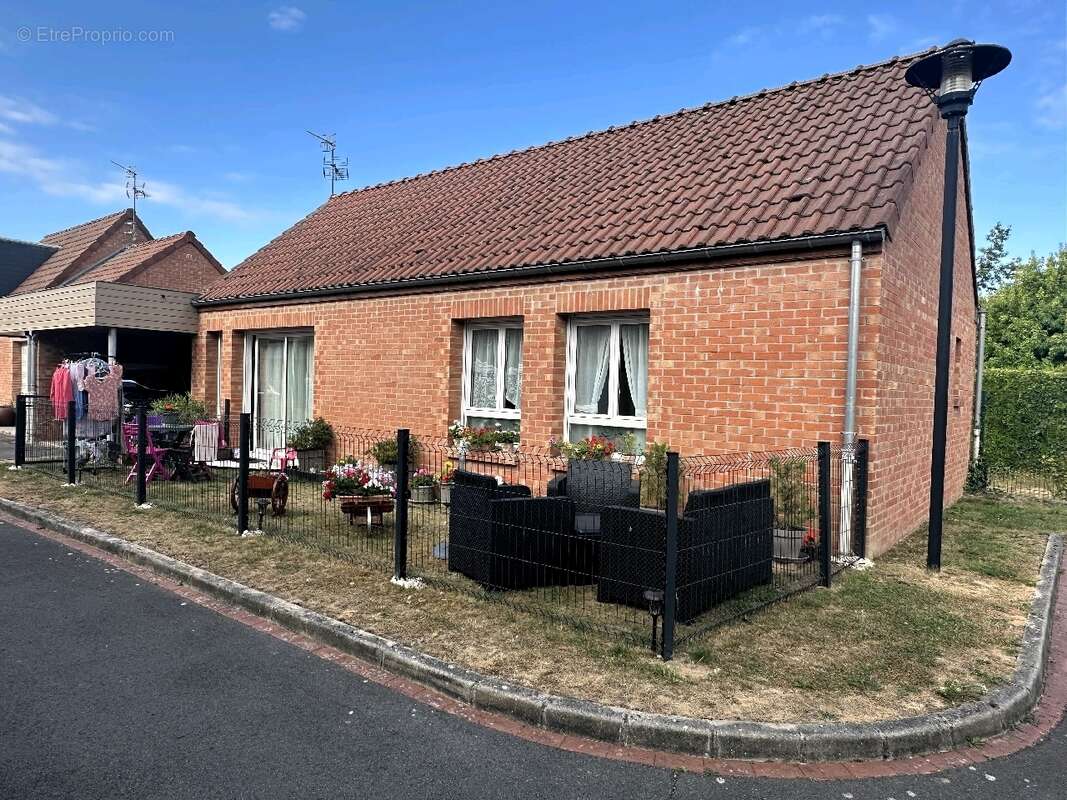 Appartement à GONDECOURT