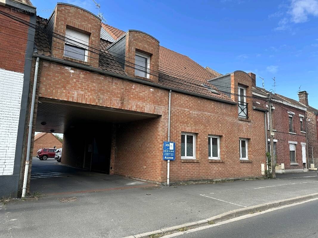 Appartement à GONDECOURT