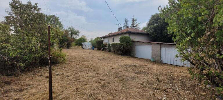 Garage e Atelier  - Maison à LUZECH