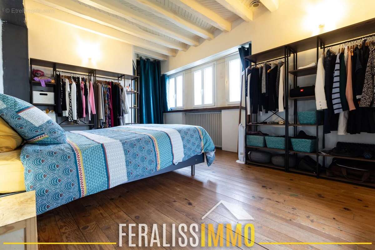 Maison à JOUY-LE-MOUTIER