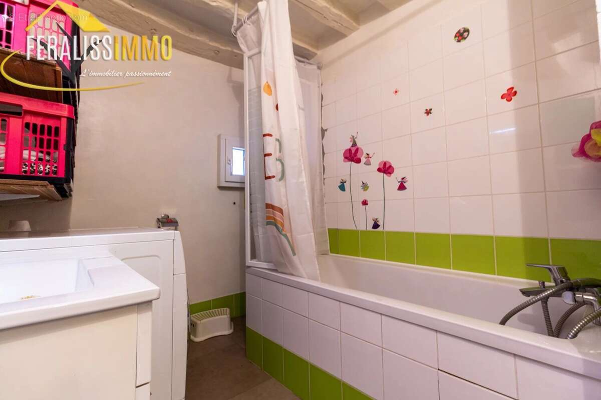 Maison à JOUY-LE-MOUTIER