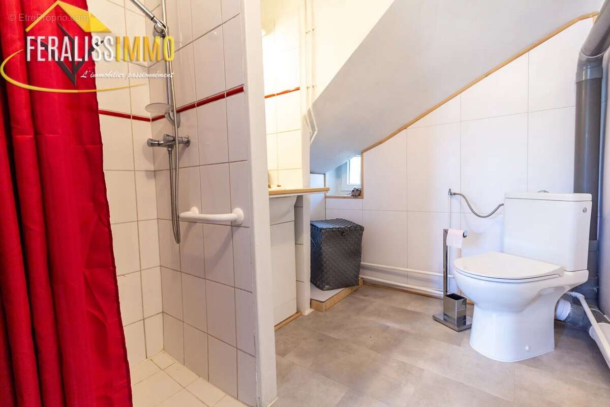 Maison à JOUY-LE-MOUTIER