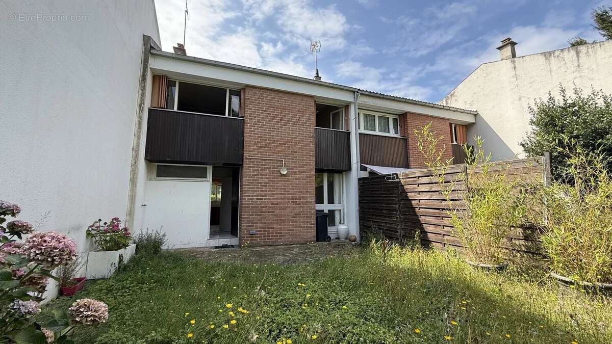 Maison à BOUFFEMONT