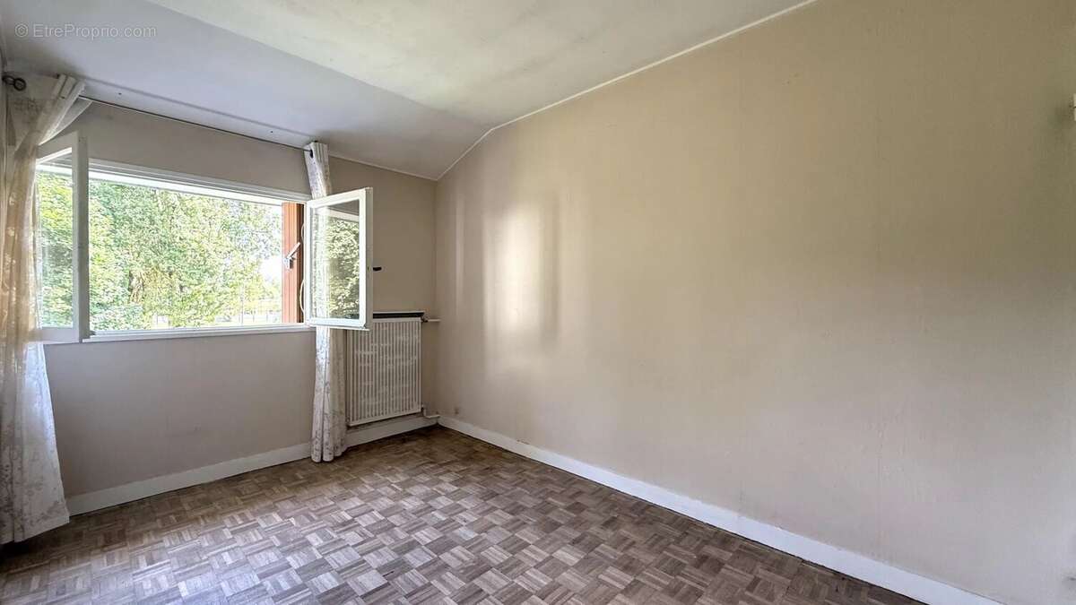 Maison à BOUFFEMONT