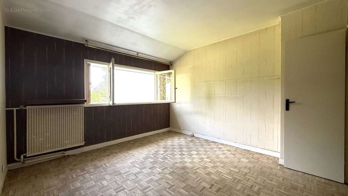 Maison à BOUFFEMONT