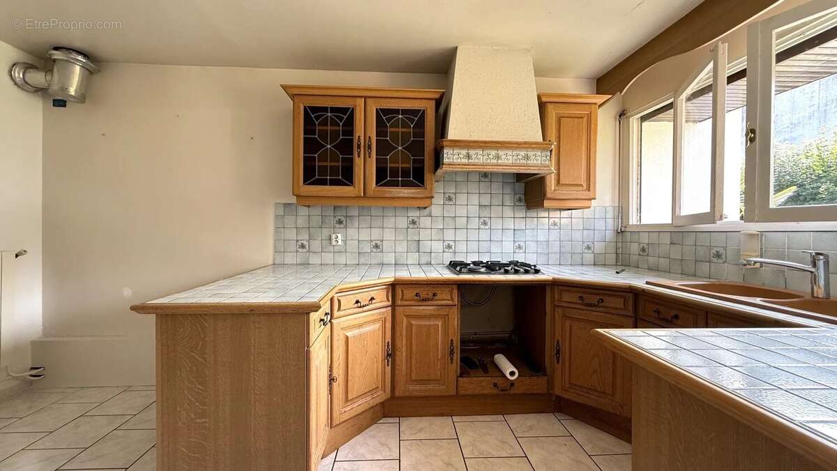 Maison à BOUFFEMONT