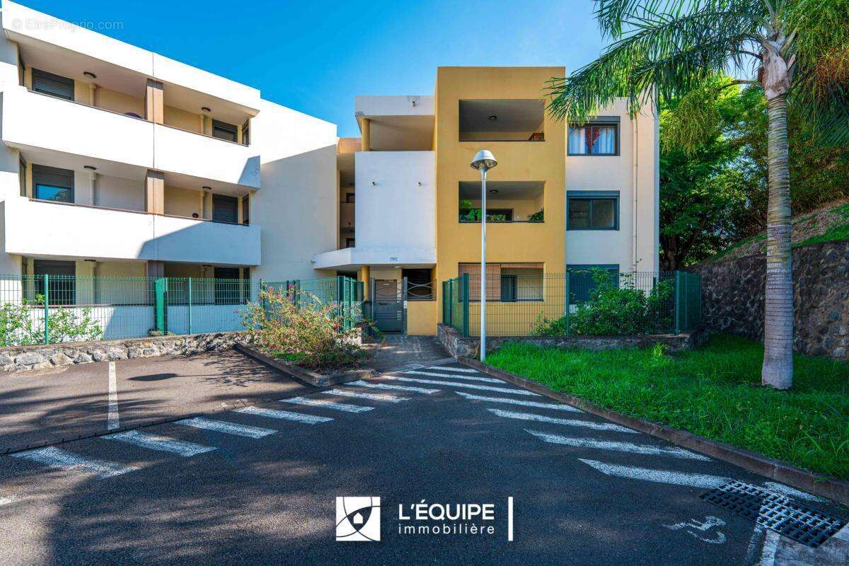 Appartement à SAINT-DENIS