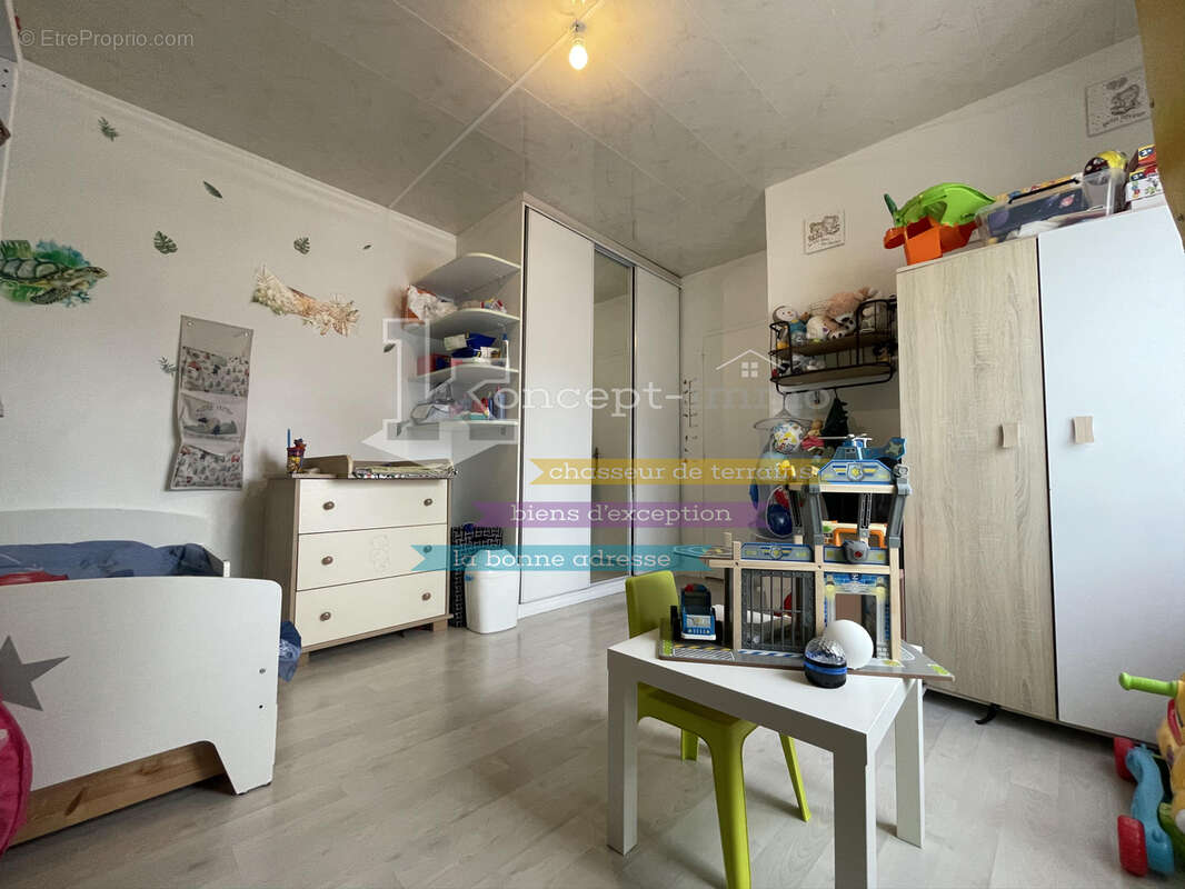 n°8 - Appartement à LIANCOURT