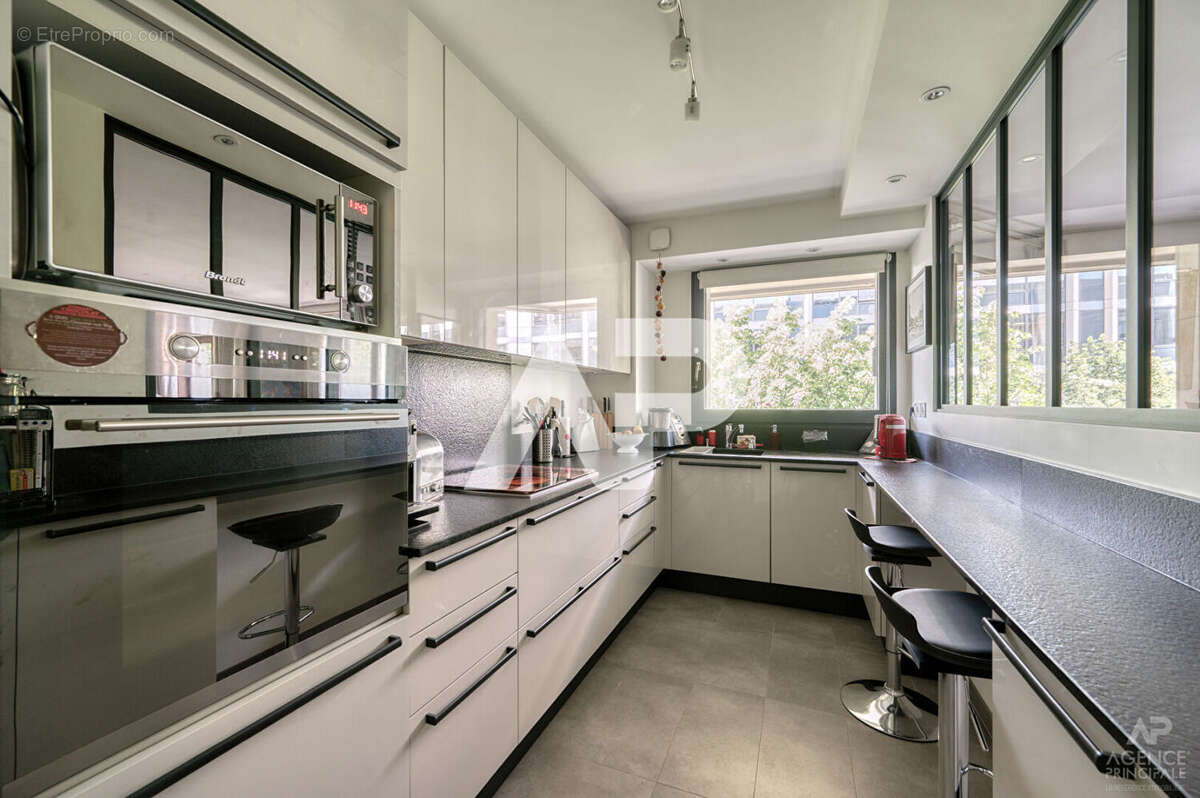 Appartement à RUEIL-MALMAISON