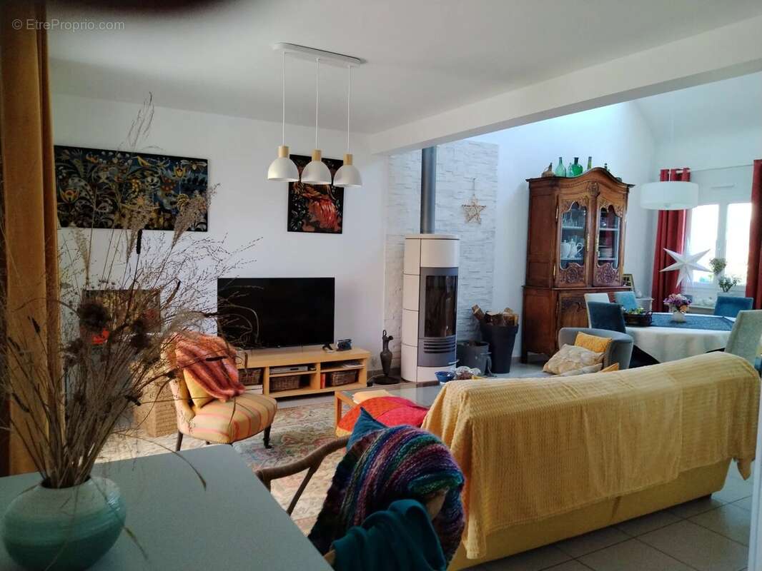 Maison à SAINT-SAMSON-SUR-RANCE