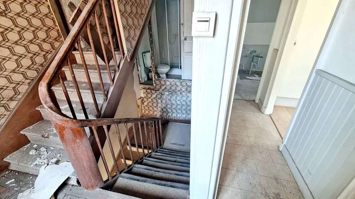 Appartement à BOURBON-L&#039;ARCHAMBAULT