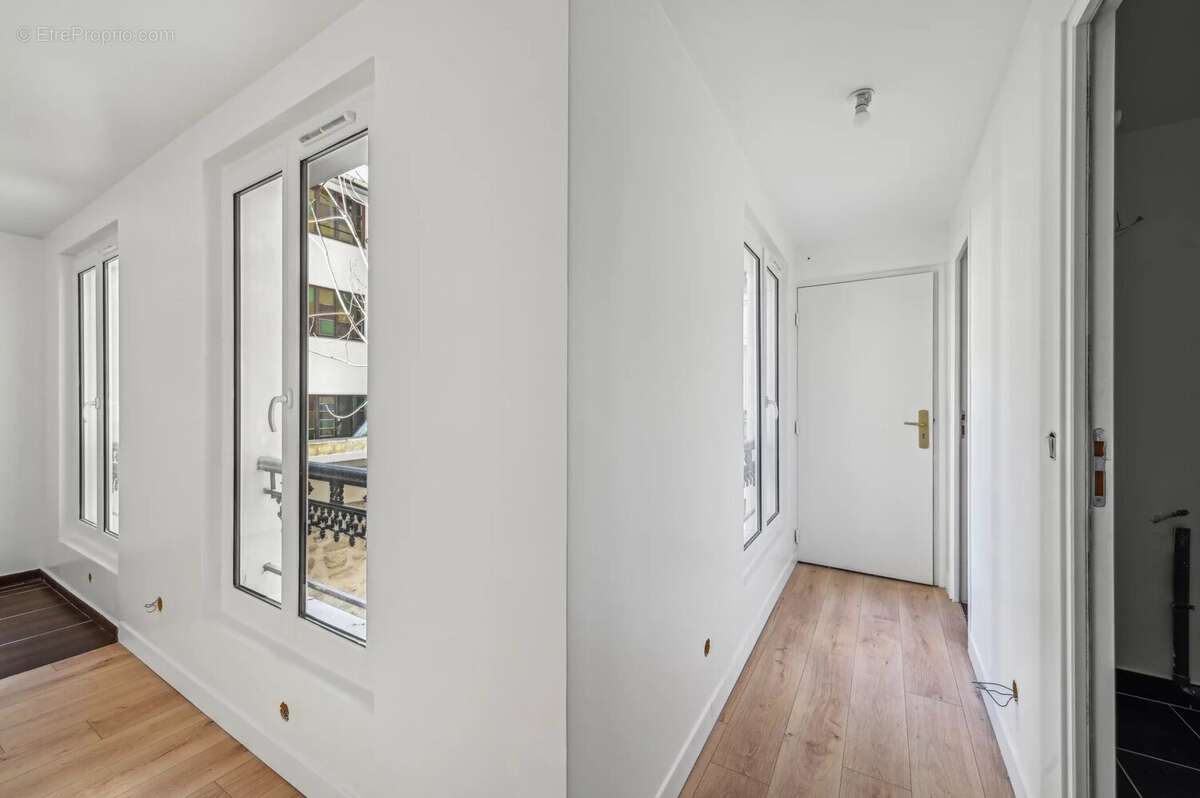 Appartement à PARIS-7E