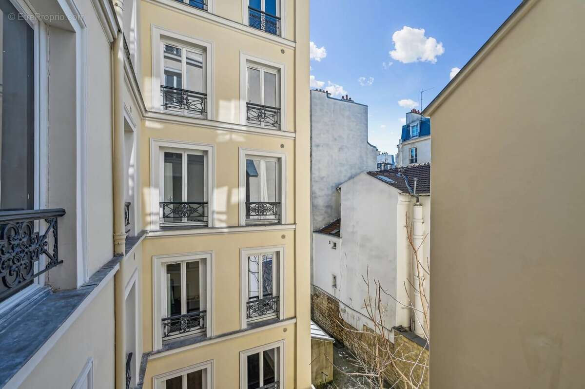 Appartement à PARIS-6E