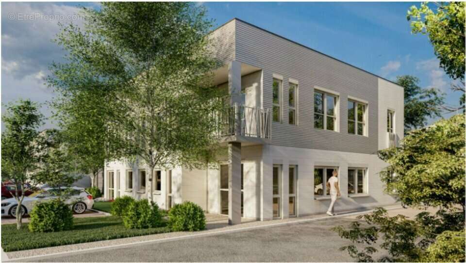 Autre à BOURGOIN-JALLIEU