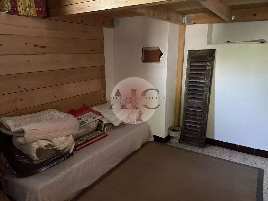 Appartement à FAYENCE