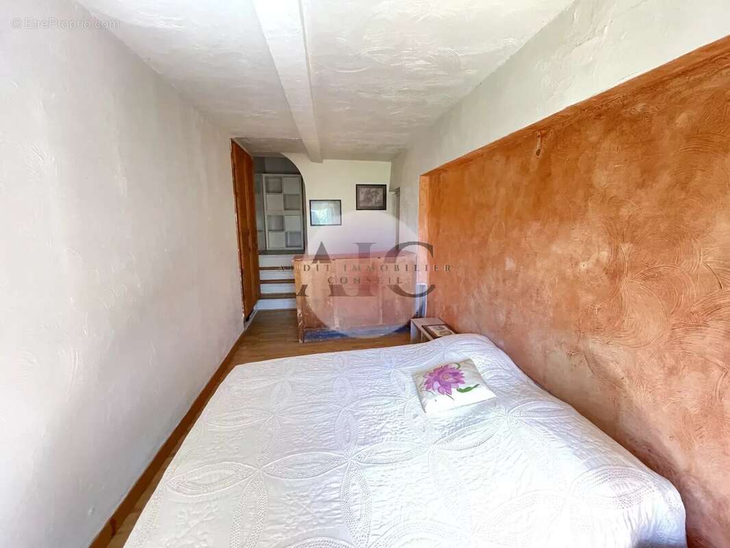 Appartement à FAYENCE