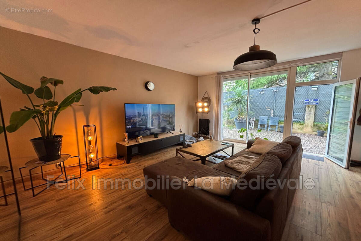 Appartement à SARLAT-LA-CANEDA