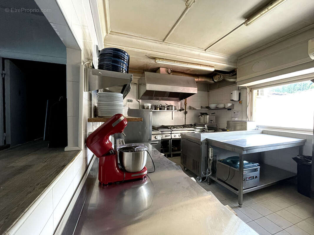 Autre à SAINT-LAURENT-DU-VAR