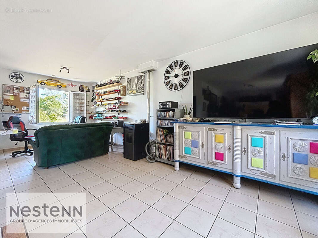 Maison à COMMEQUIERS