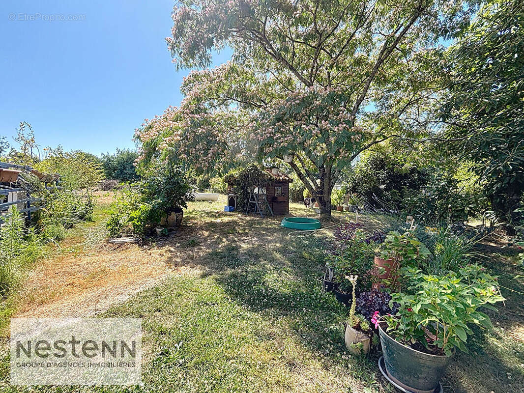 Maison à COMMEQUIERS