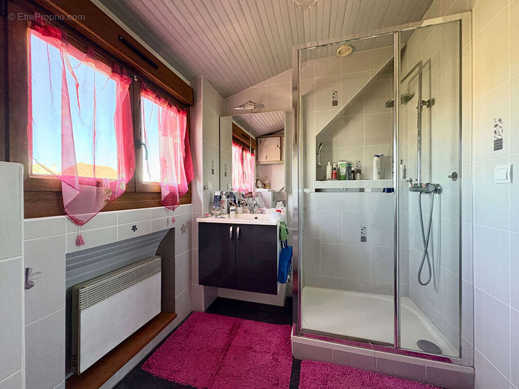 Maison à COLOMBELLES