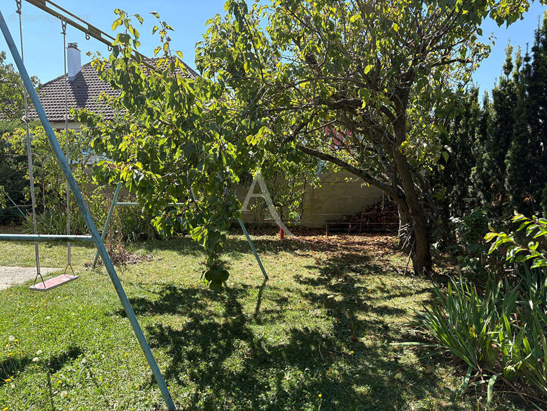 Maison à COLOMBELLES