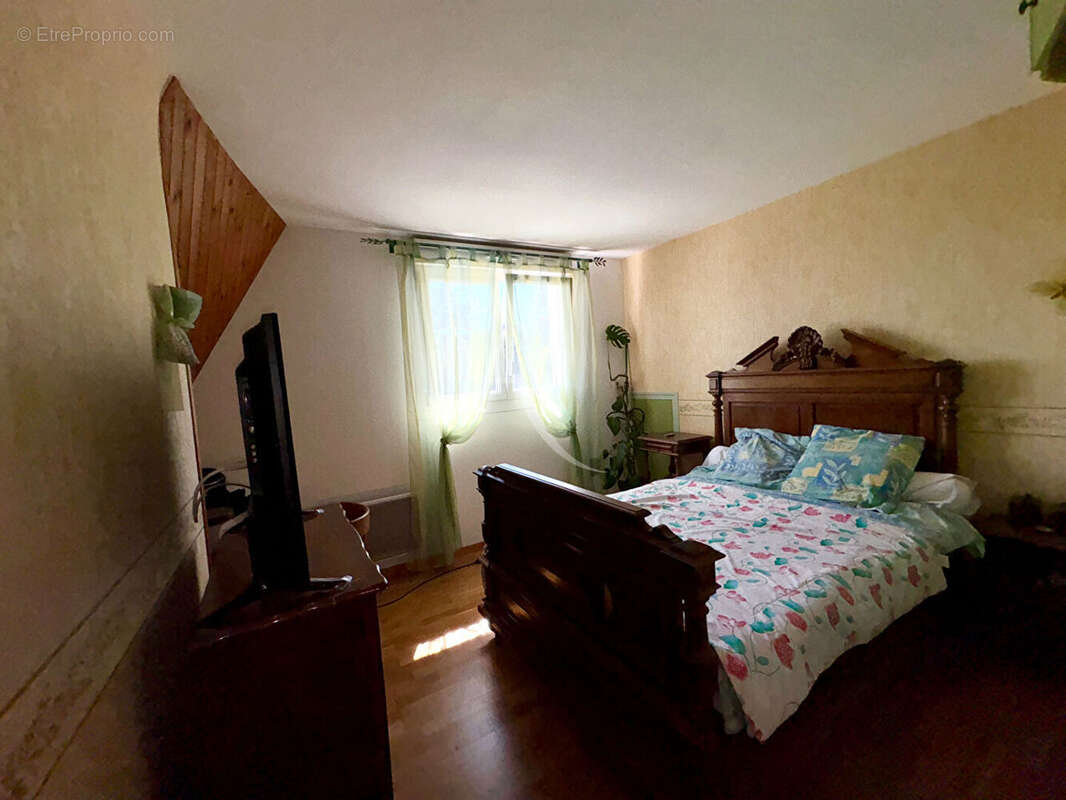 Maison à COLOMBELLES