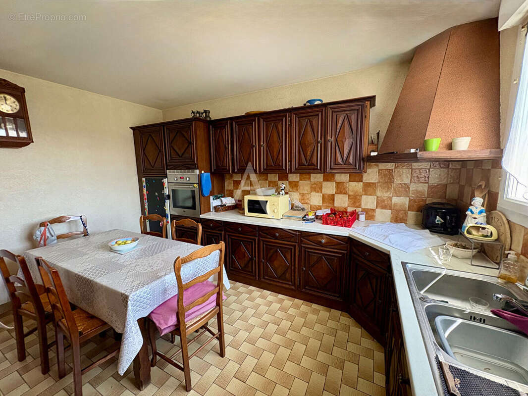 Maison à COLOMBELLES