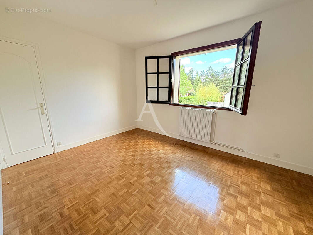 Maison à AMAYE-SUR-ORNE