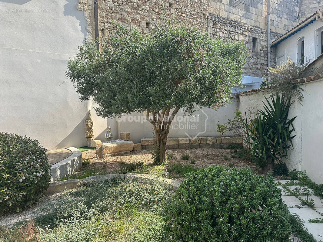 Maison à SAINT-GILLES