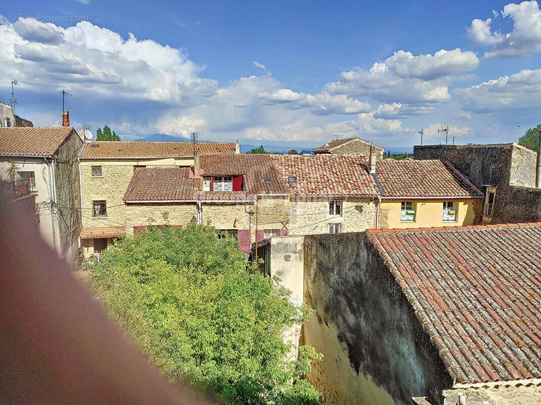 Maison à COURTHEZON