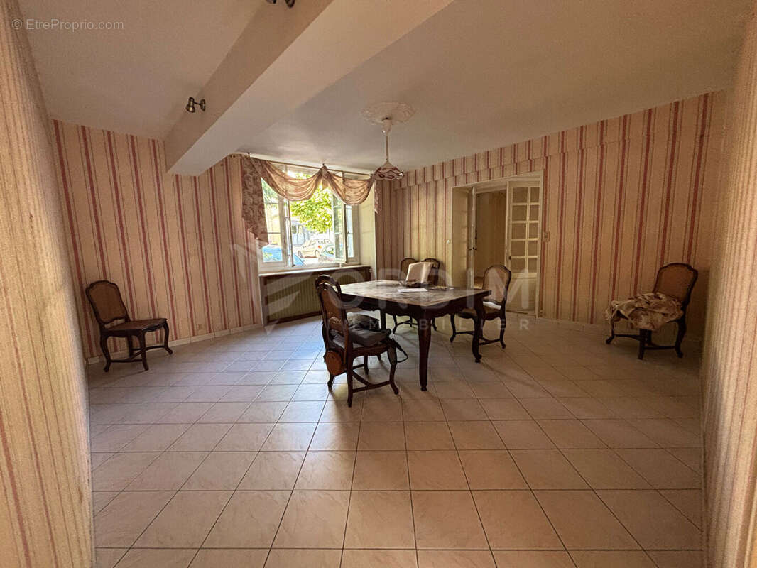 Maison à ANCY-LE-FRANC