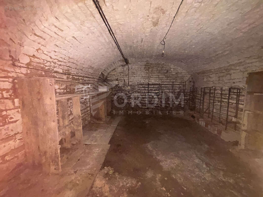 Maison à ANCY-LE-FRANC