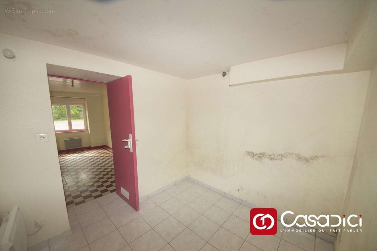 Maison à BROMONT-LAMOTHE