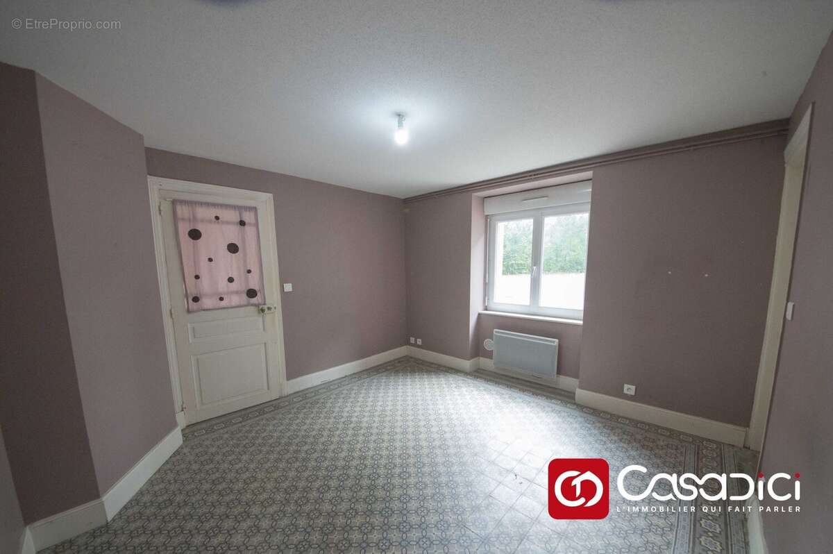 Maison à BROMONT-LAMOTHE