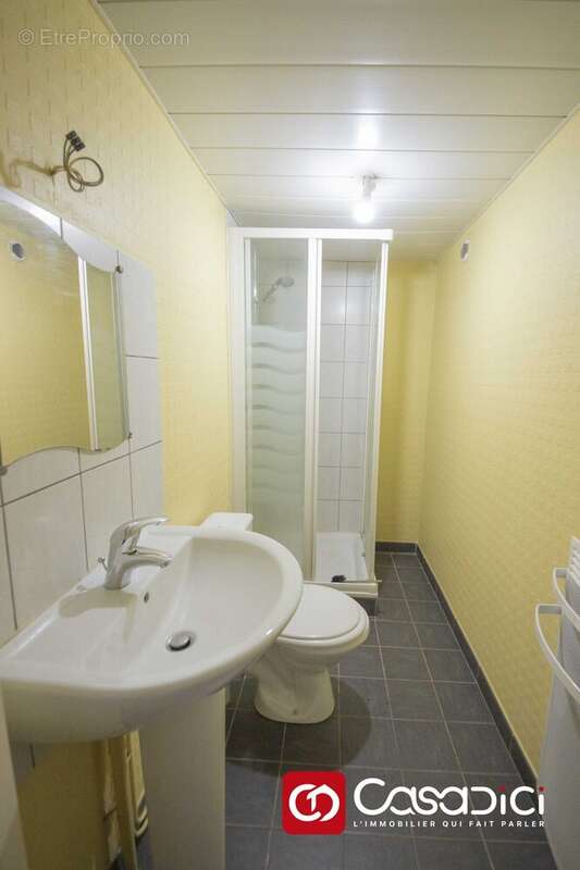 Maison à BROMONT-LAMOTHE