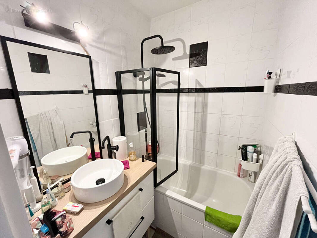 Appartement à SAINT-CYR-SUR-LOIRE