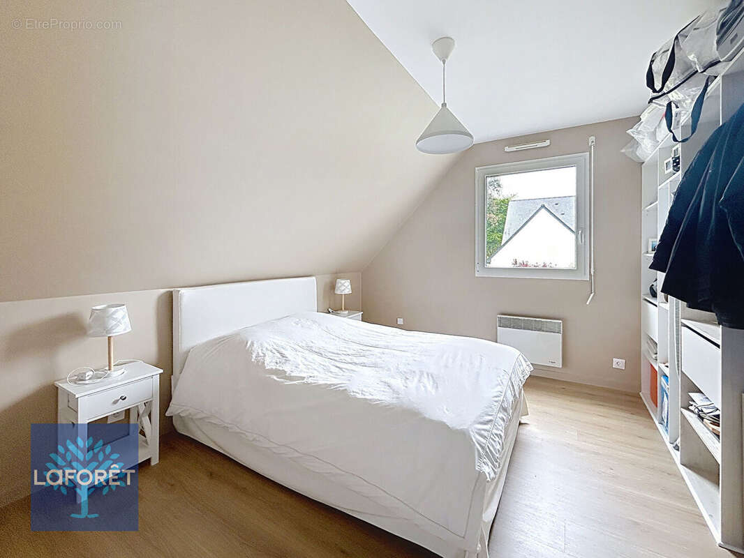 Maison à CHASNE-SUR-ILLET