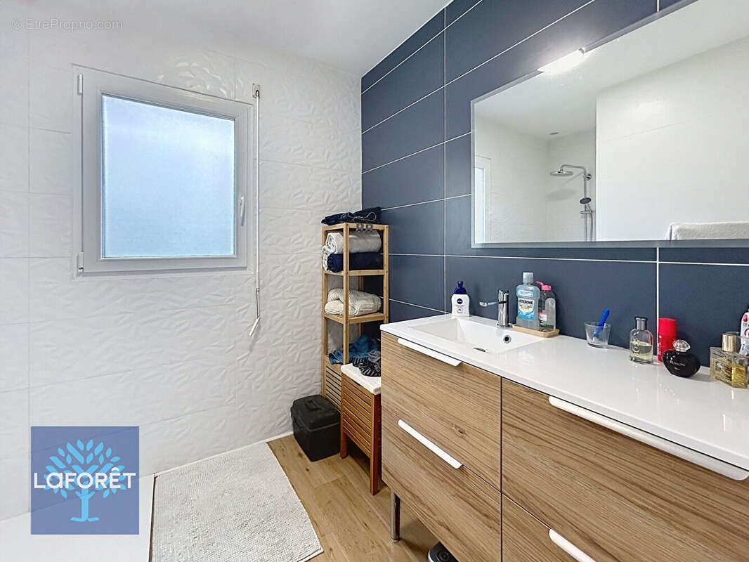 Maison à CHASNE-SUR-ILLET