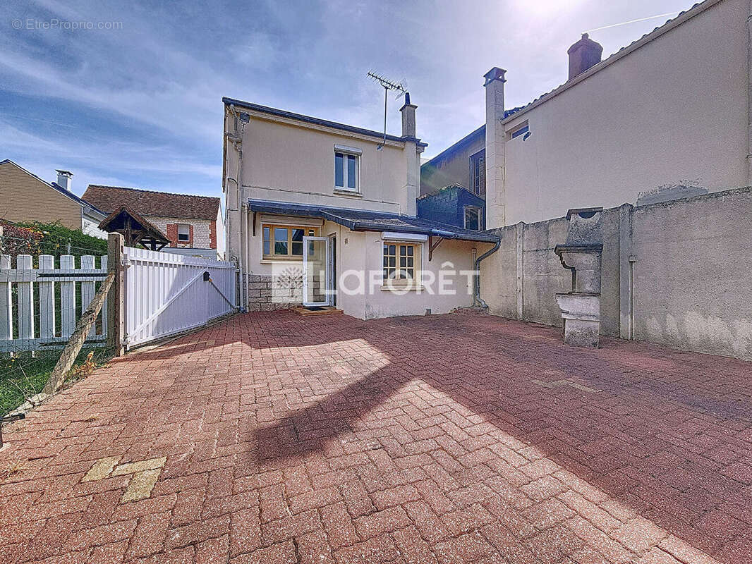 Maison à SAINT-PIERRE-LES-ELBEUF