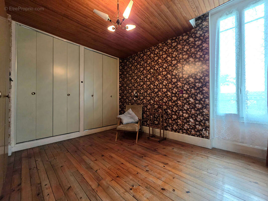 Maison à ROMANS-SUR-ISERE