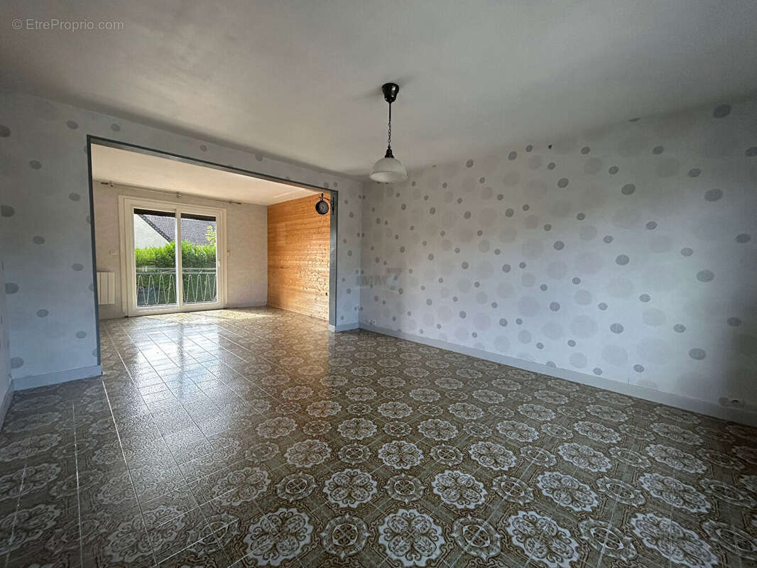 Maison à COULOMMIERS