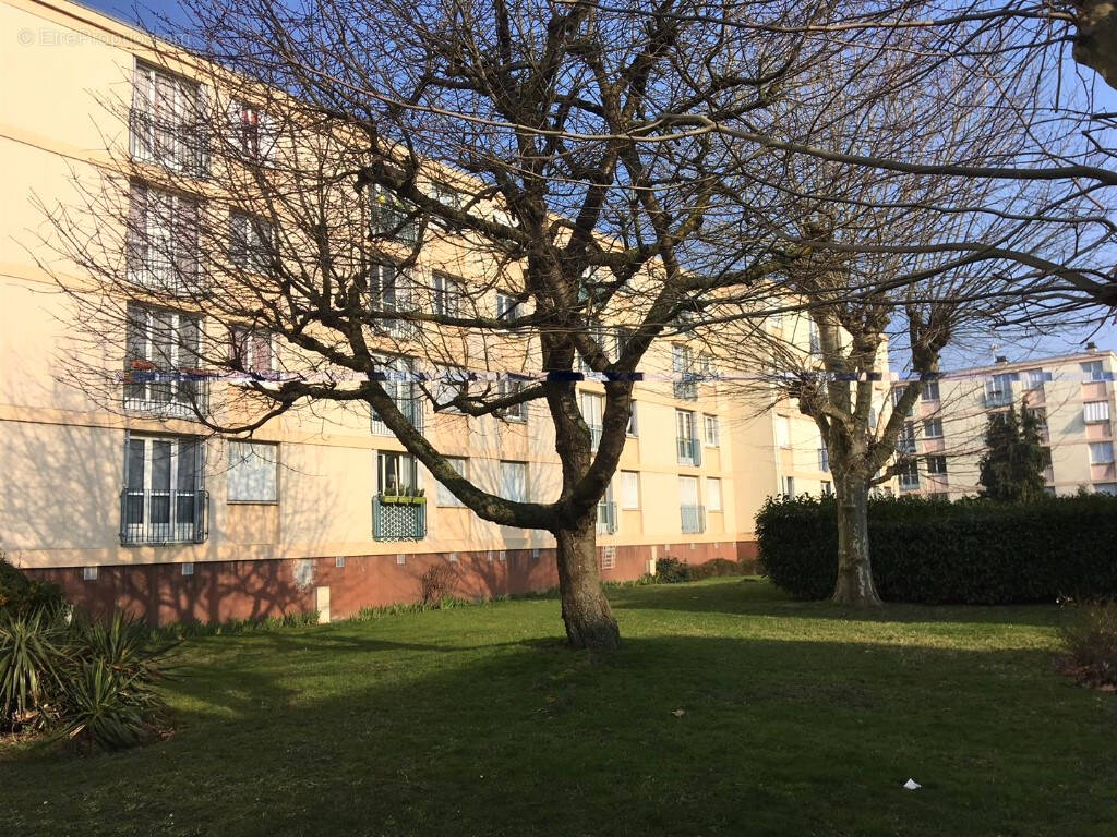 Appartement à TAVERNY