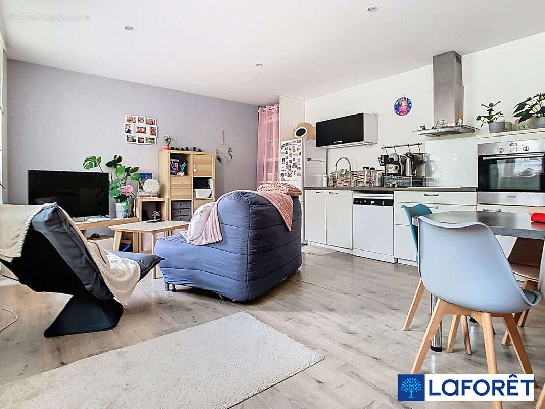 Appartement à IS-SUR-TILLE