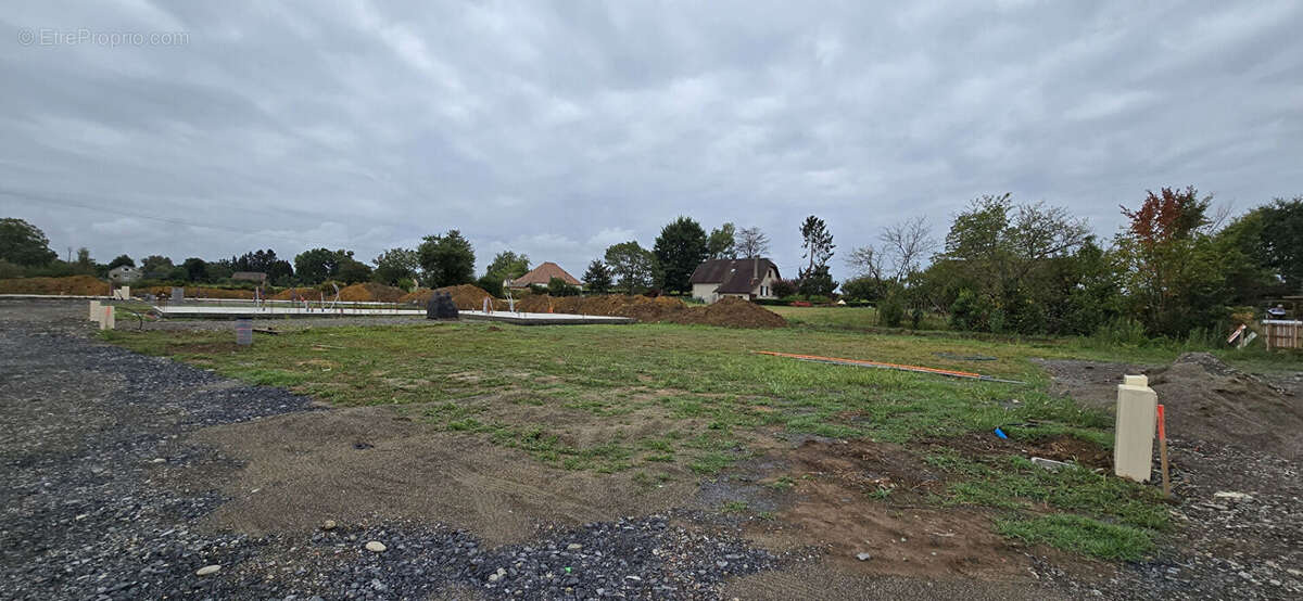 Maison à SERRES-CASTET