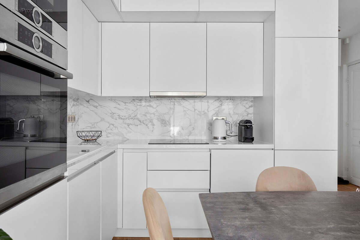 Appartement à SURESNES