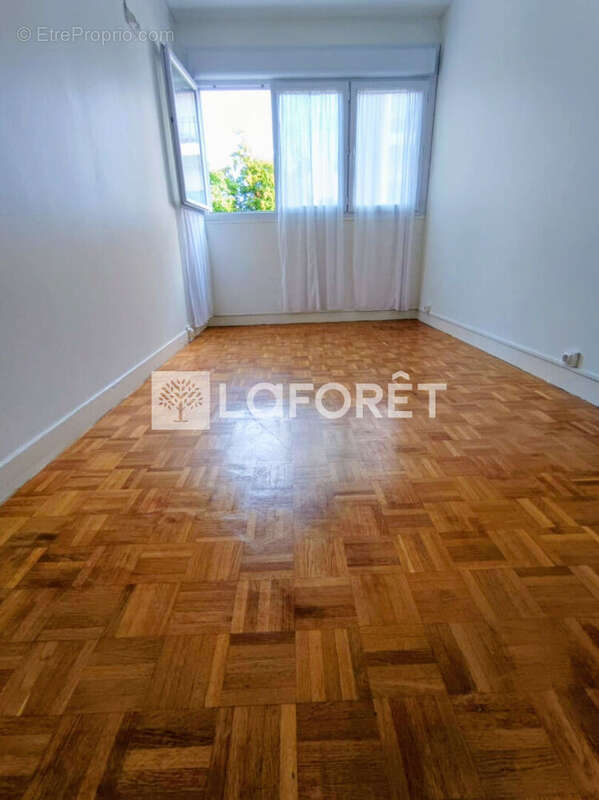 Appartement à AUBERGENVILLE