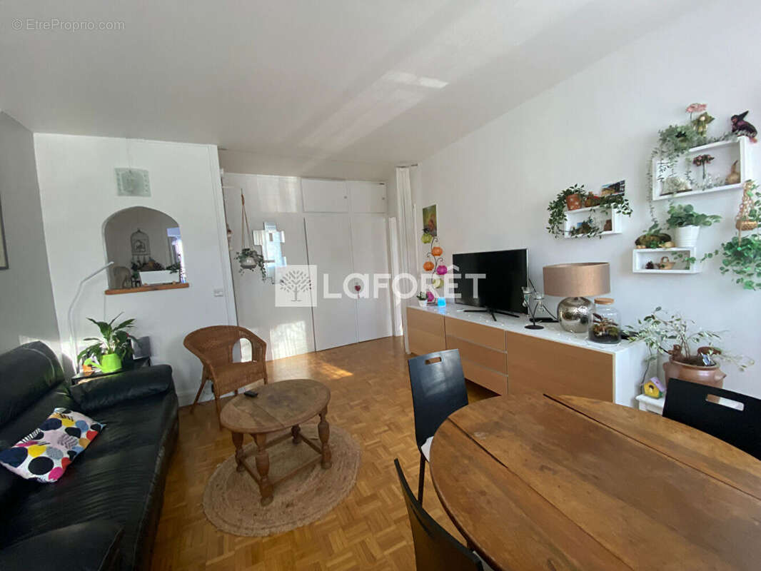 Appartement à AUBERGENVILLE